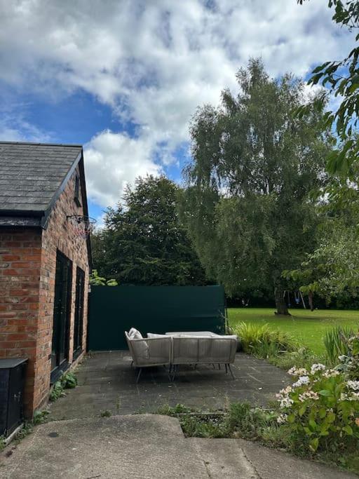 The Guesthouse At Old Vicarage Tarporley Eksteriør billede